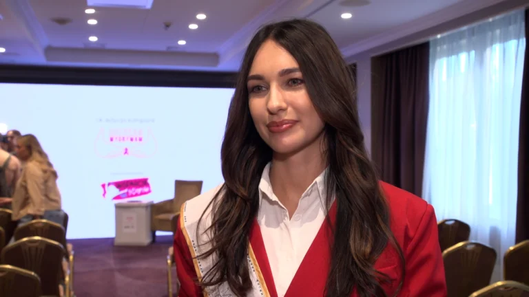 Ewa Jakubiec opowiadająca o pracy pielęgniarki na intensywnej terapii